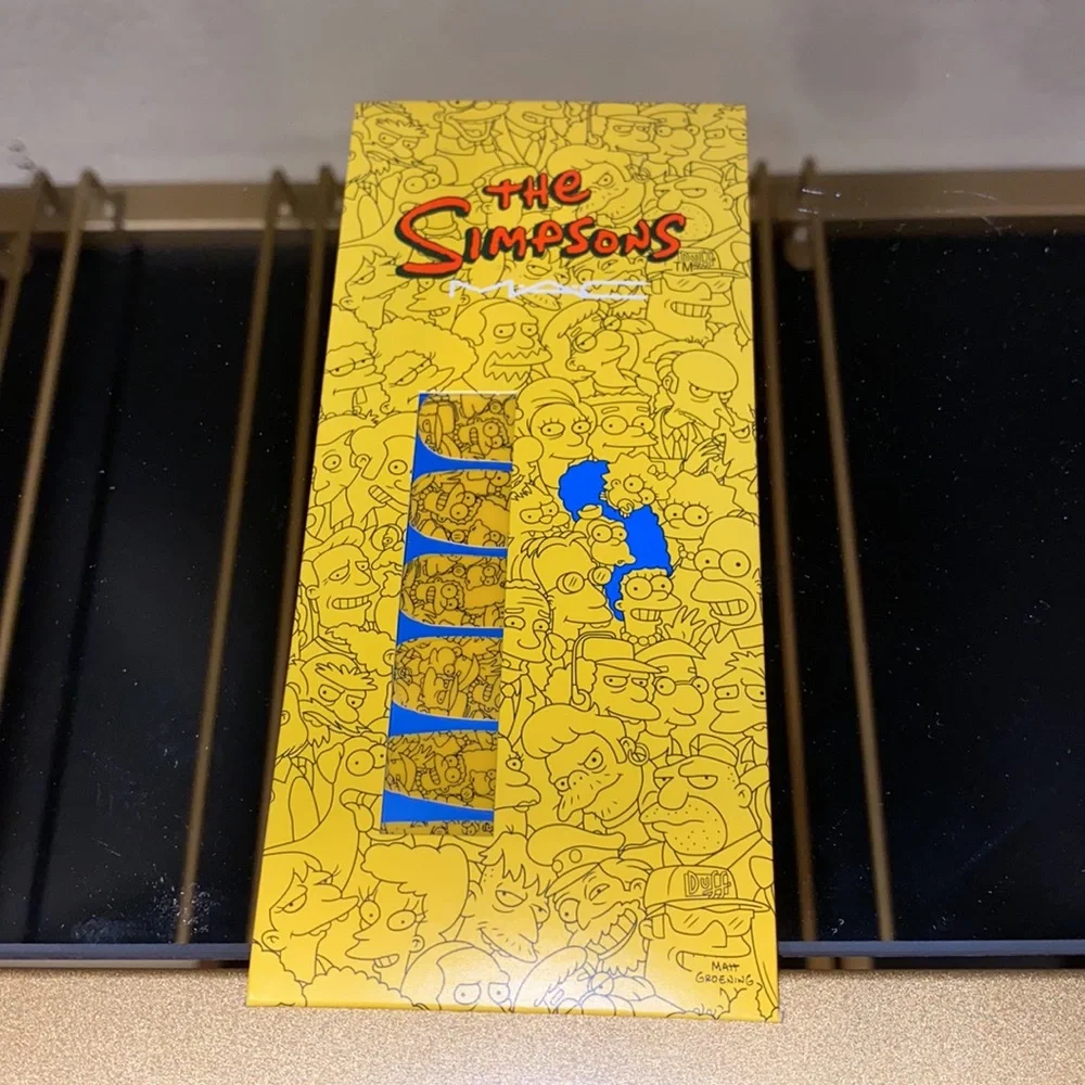 Mac cosmetics x The Simpsons nail stickers - Picture 1 of 3
